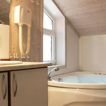 Tatil Evi Beautiful In With Sauna